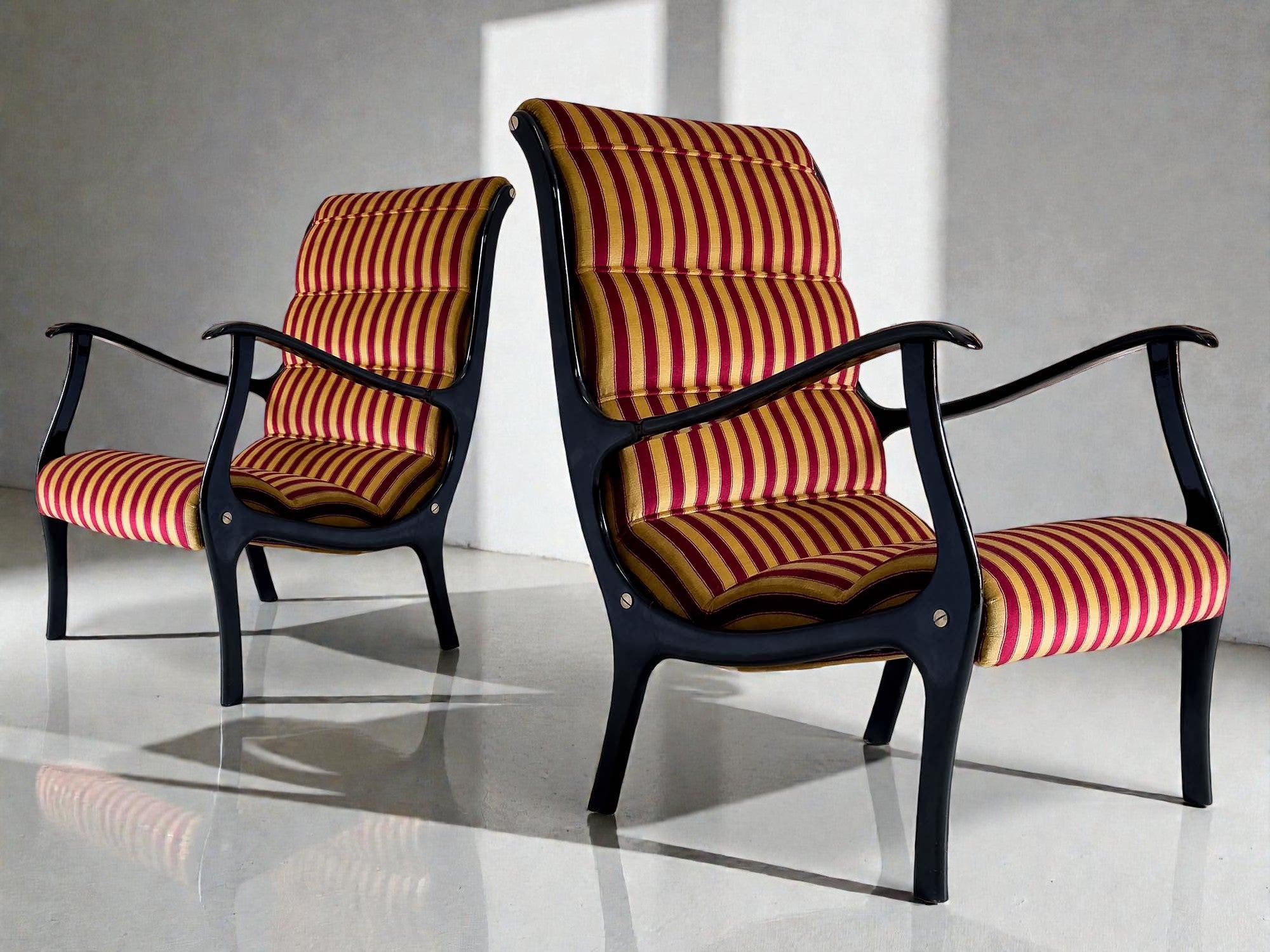 Pair of Italian Mid-Century Armchairs ‘Mitzi’ by Ezio Longhi for Elam