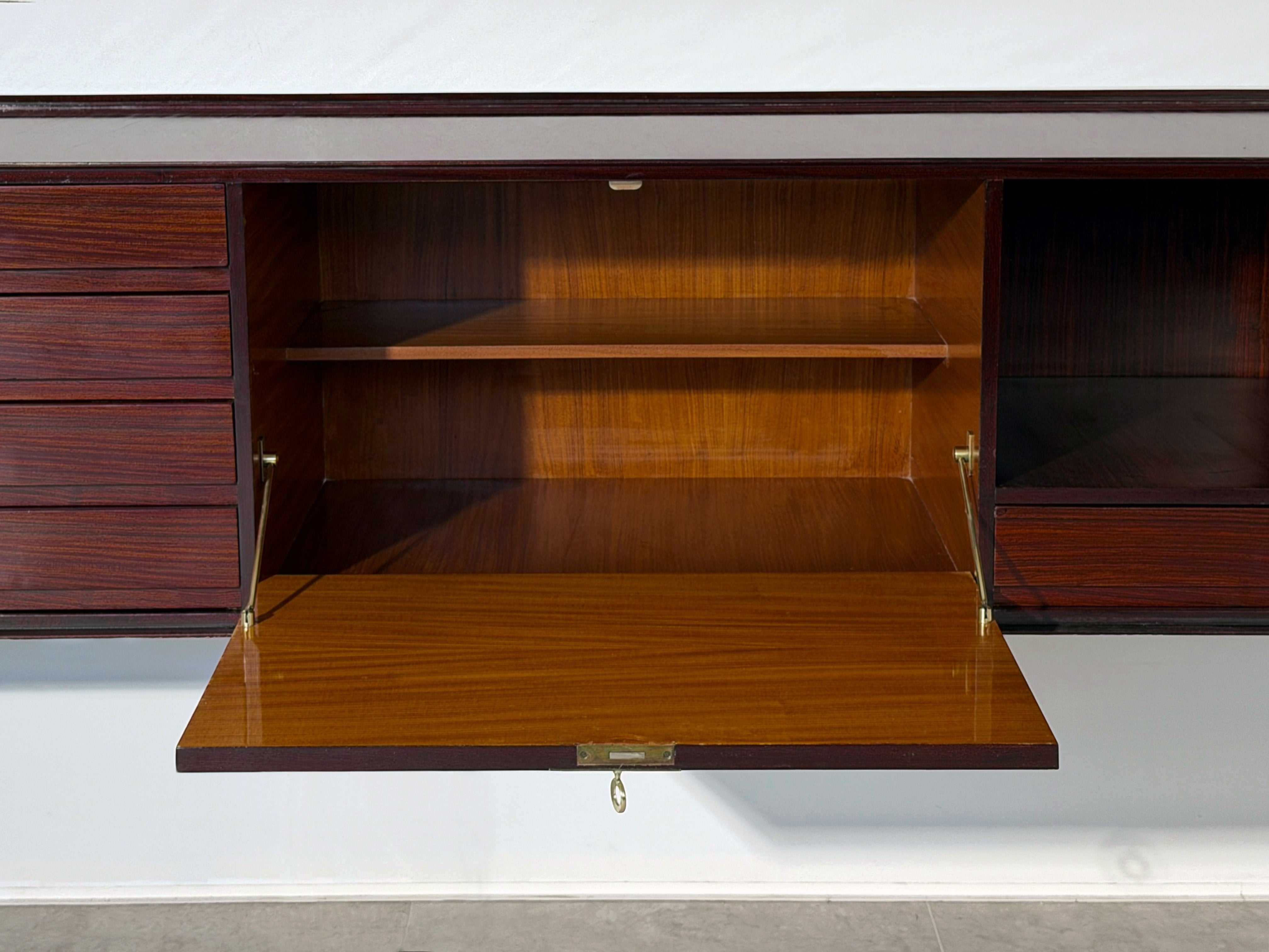 Italian Mid-Century wall-mounted Sideboard by Vittorio Dassi, 1950s