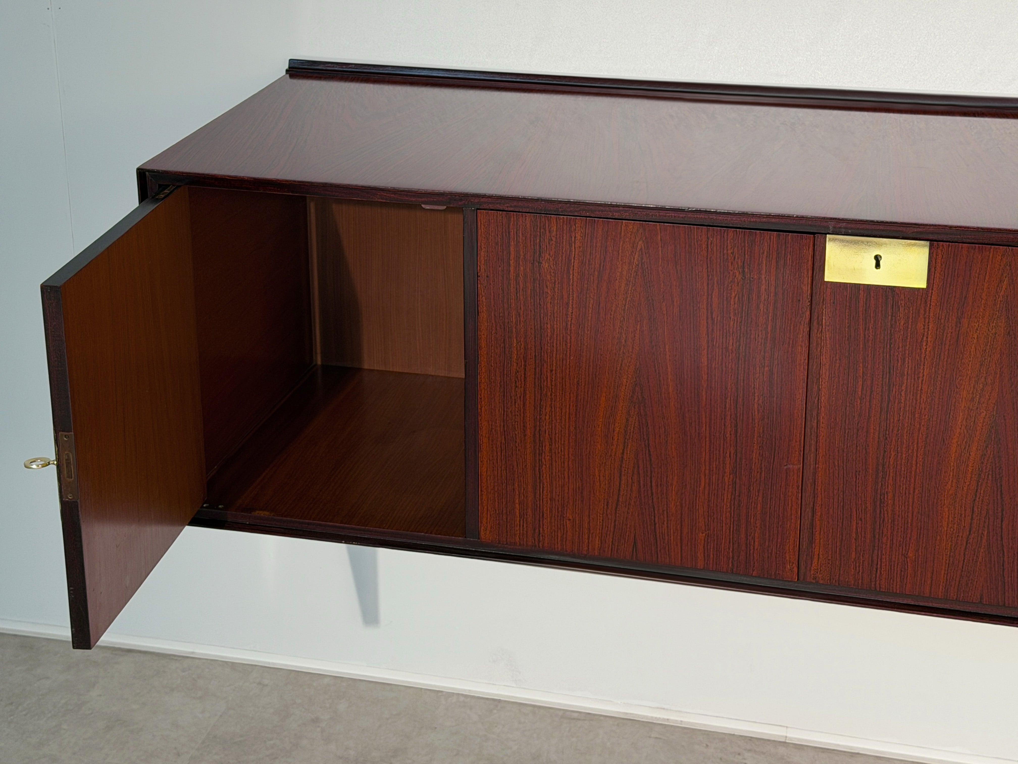 Italian Mid-Century wall-mounted Sideboard by Vittorio Dassi, 1950s